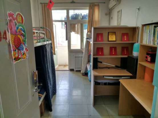 C:\Users\xds\Desktop\网站照片\2017新学期升旗查课\20170227宿舍.jpg