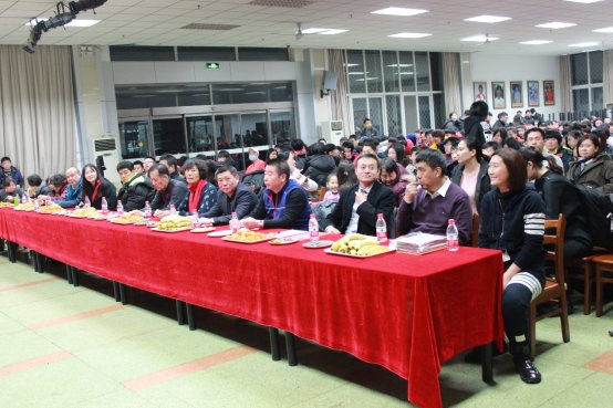 C:\Users\xds\Desktop\网站照片\2017元旦晚会\20161227112828250636.jpg